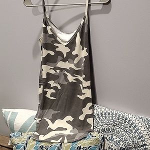 ZENANA Gray Camo Tank NWOT sz XL